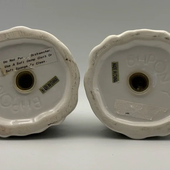 Festive Ceramic Christmas Tree Salt and Pepper Shakers - Picture 5 of 5